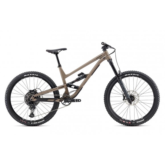 Bicicleta Commencal Clash 27.5" Ride Dirt Rockshox Bicicleta Commencal Clash 27.5" Ride Dirt Rockshox