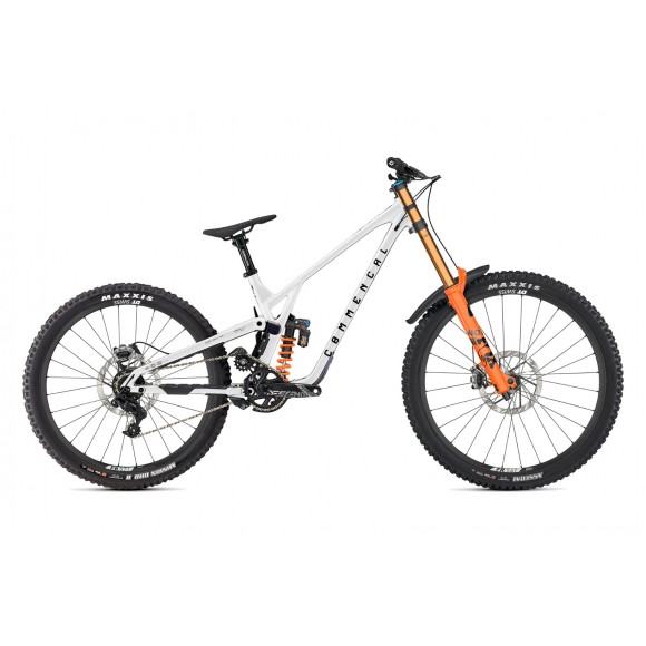 COMMENCAL SUPREME DH V5 SIGNATURE PURE WHITE 2026 COMMENCAL SUPREME DH V5 SIGNATURE PURE WHITE 2026