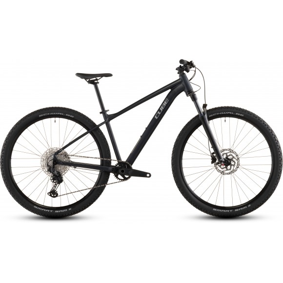 BICICLETA CUBE ATTENTION PRO 27.5" NIGHT BLACK 2026 BICICLETA CUBE ATTENTION PRO 27.5" NIGHT BLACK 2026
