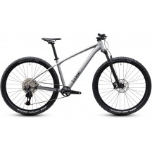 BICICLETA CUBE REACTION PRO 27.5" PLATINUM BLACK 2027