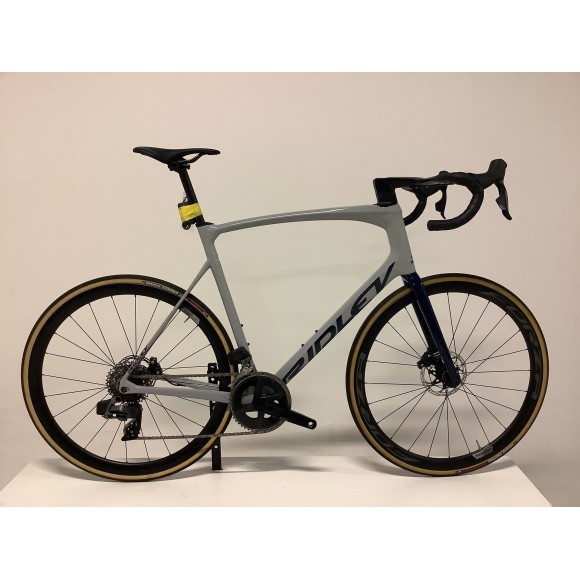 Bicicleta Ridley Fenix Slic custom Sram Rival AXS Bicicleta Ridley Fenix Slic custom Sram Rival AXS
