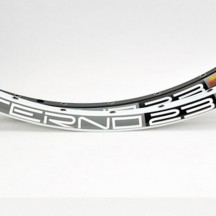JANTA DUBLA - SUN RINGLE INFERNO 23 - 26''/ 559x23/18.2, 32H - Welded, White